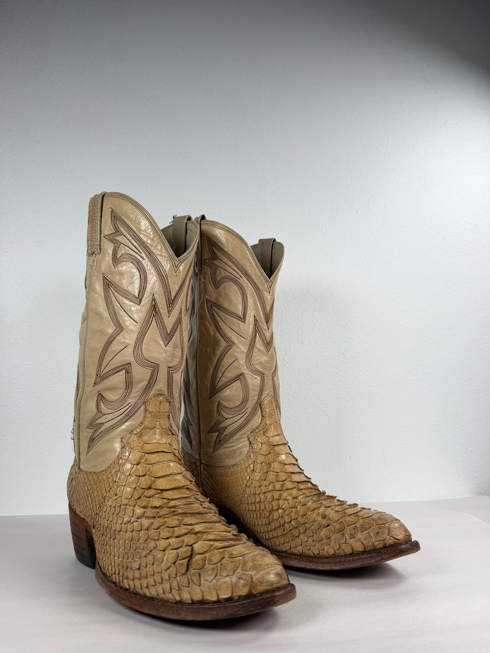 Vintage Dan Post Men’s Exotic Western Boots Size 8.5 D Snakeskin Distressed USA